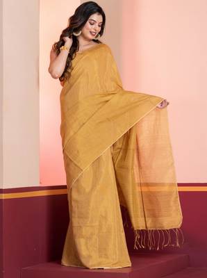 Golden linen tissue saree with zari, with blouse 4