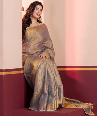 Grey gold dual tone linen tissue saree with zari and tassels, with blouse 2