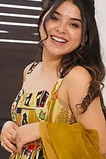Yellow  heavy digital printed silk gown style