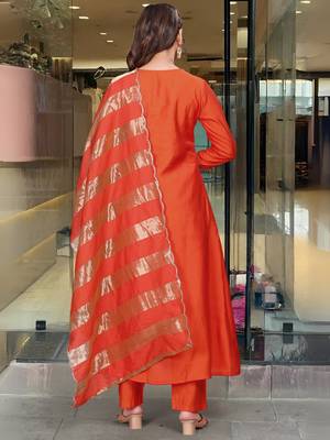 Women's  Embroidery Work Chanderi Flared Kurta Pant and Dupatta Set 4