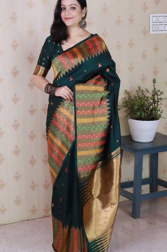 green soft art silk saree with unstiched blouse