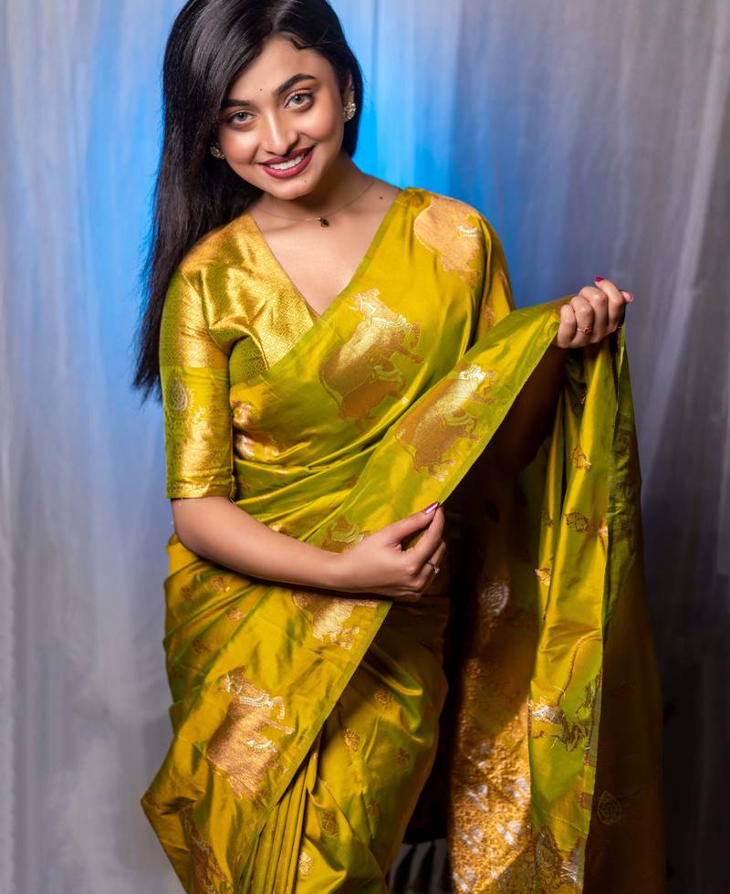 mehendi soft moonga art silk saree with unstiched blouse