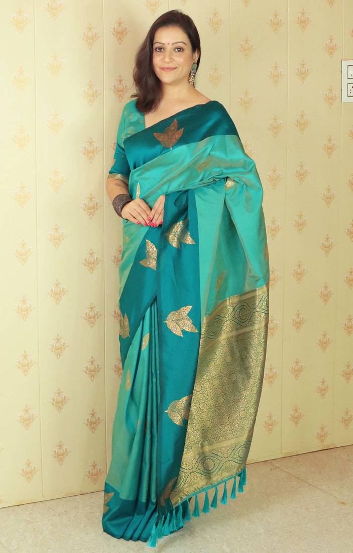 blue soft art silk saree with unstiched blouse