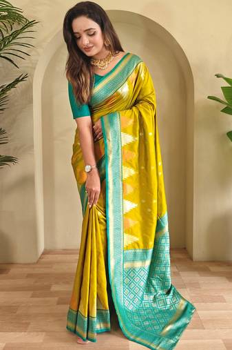 Mustard woven kanchipuram silk saree with blouse piece