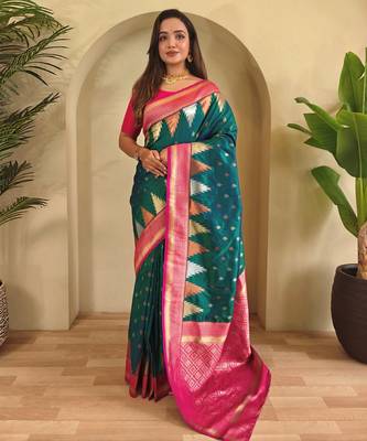 Teal woven kanchipuram silk saree with blouse piece 1