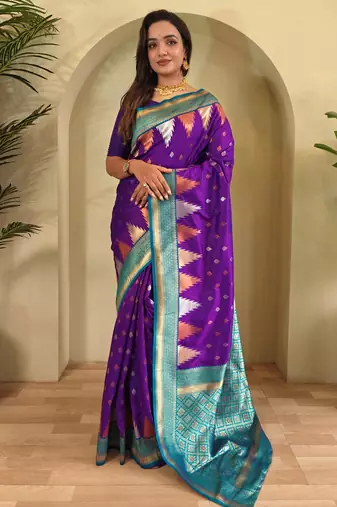 Purple woven kanchipuram silk saree with blouse piece