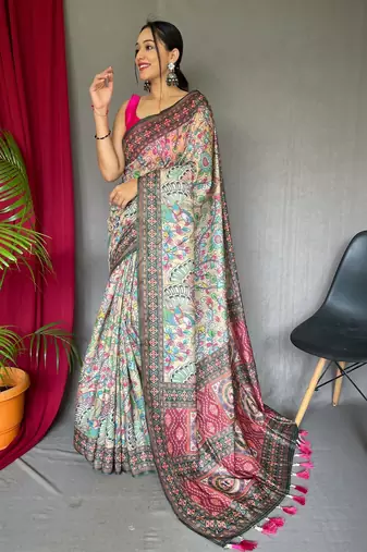 Cream printed cotton saree with blouse piece