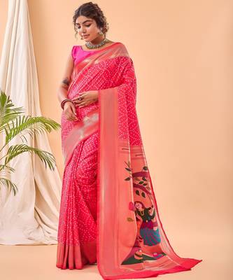 Pink woven silk saree with blouse piece 2