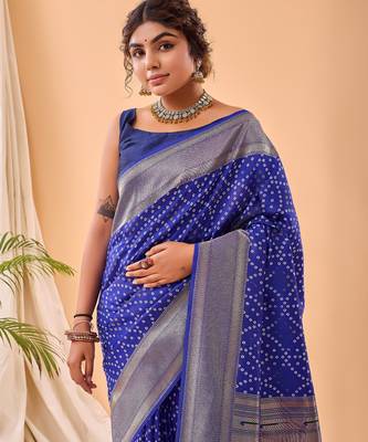 Blue woven silk saree with blouse piece 3