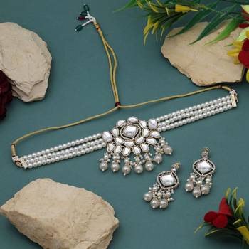 White color choker kundan necklace set 2