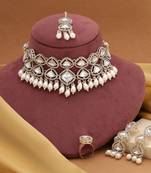 White color choker kundan necklace set