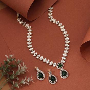 Green color kundan necklace set 1