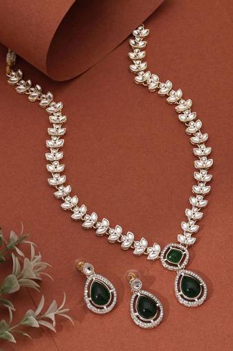 Green color kundan necklace set