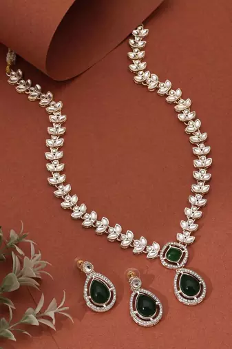 Green color kundan necklace set