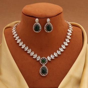 Green color kundan necklace set 2