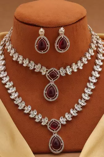 Maroon color kundan necklace set