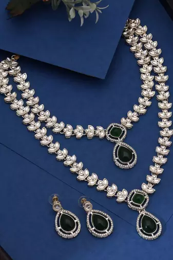 Green color kundan necklace set