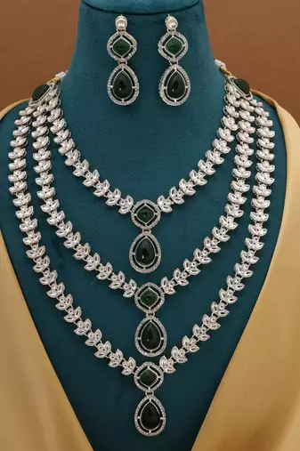 Green color kundan necklace set