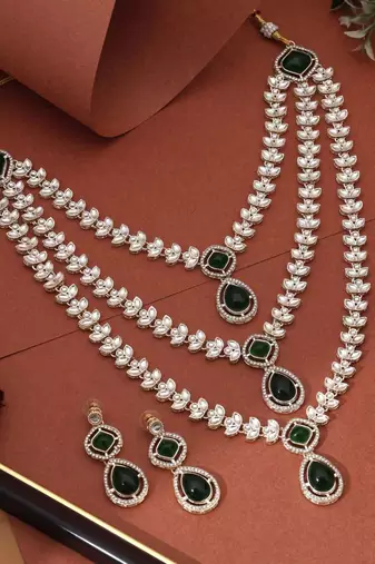 Green color kundan necklace set