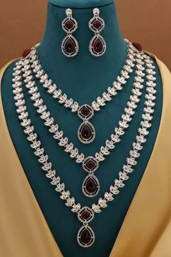 Maroon color kundan necklace set
