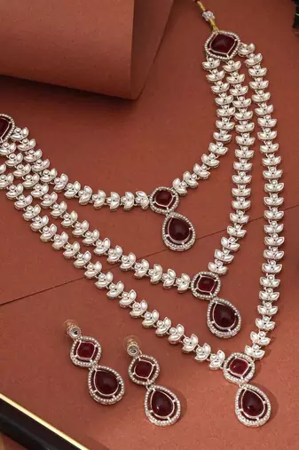 Maroon color kundan necklace set