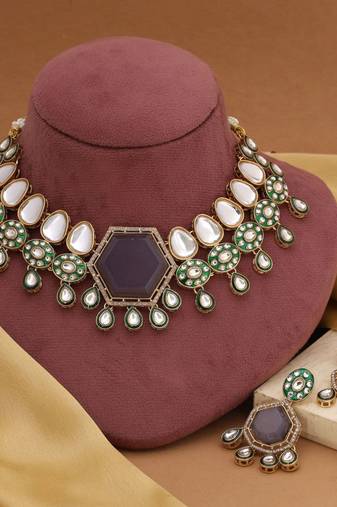 Grey color kundan necklace set
