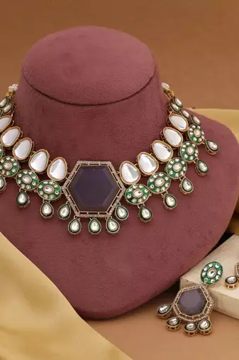 Grey color kundan necklace set