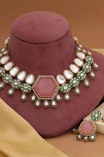 Pink color kundan necklace set