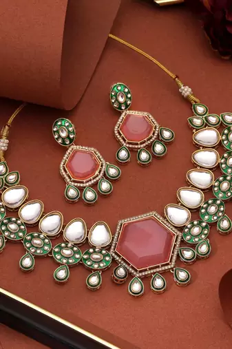 Pink color kundan necklace set