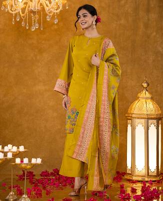 green pakistani style kurta dupatta set 5