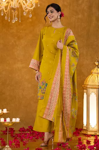 green pakistani style kurta dupatta set