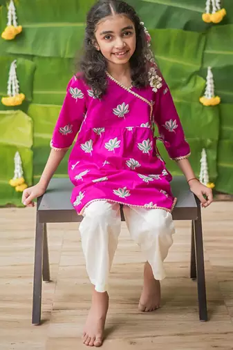 Pink multicolor hand screen printed girls ethnic wear- set of 2