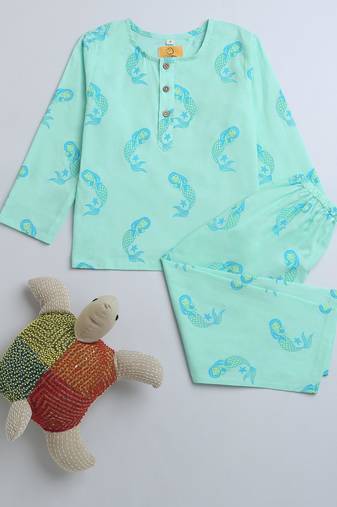 green multicolor hand screen printed unisex sleepwear set- set of 2