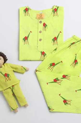 green multicolor hand screen printed unisex sleepwear set- set of 2