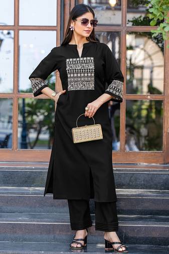 Women Viscos Rayon Kurta With Trouser 