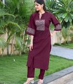 Women Viscos Rayon Kurta With Trouser 