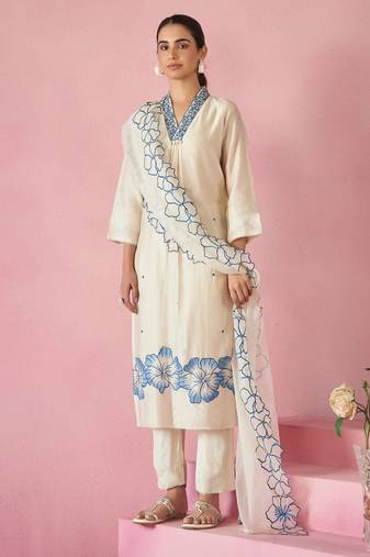 Ivory Kurta Set with Blue Floral Embroidery & Dupatta     Elegant Ethnic Wear for Women