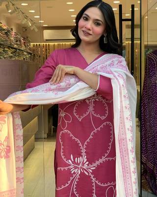 Baby Pink Floral Kurta Set with Printed Dupatta     Elegant Ethnic Wear for Women 5