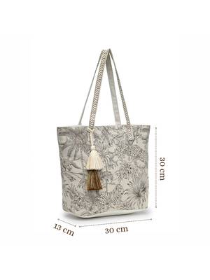 earth edit beige cotton jungle toile shoulder bag 5