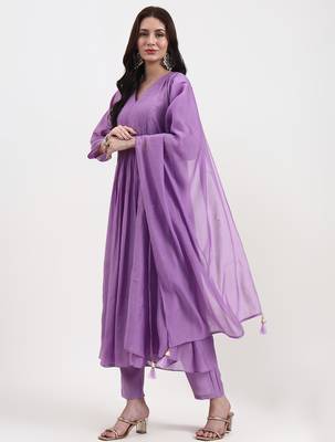 purple mul chanderi kurta dupatta pant set with handwork 2