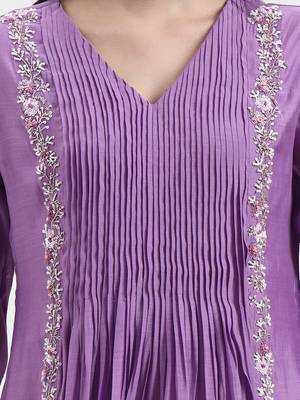 purple mul chanderi kurta dupatta pant set with handwork 4