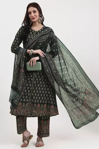 Yufta green pure cotton a flared kurta set with pant and dupatta