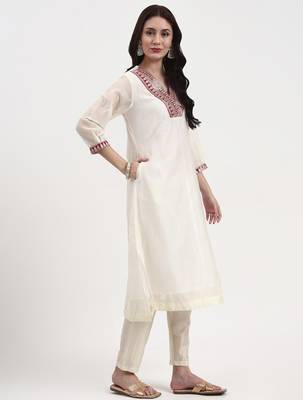 cream chanderi a line dori embroidery kurta set with pant and dupatta 5