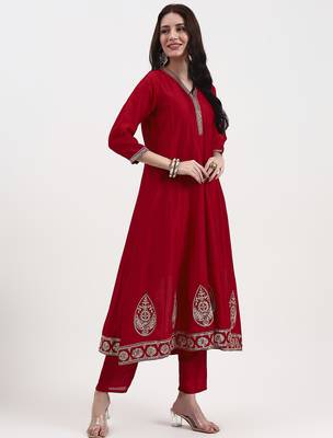 red vichitra kalidaar kurta set with pant and dupatta 5