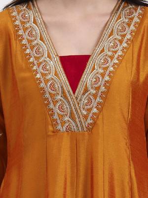 mustard vichitra kalidaar kurta set with pant and dupatta 4