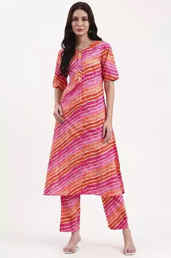 Yufta pink cotton leheriya kurta pant set