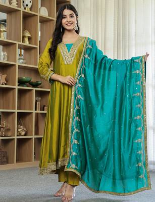 lime green vichitra kalidaar kurta trouser dupatta set 1