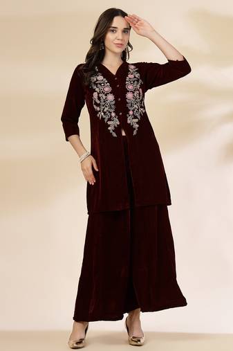 Yufta maroon velvet zari work co-ord set