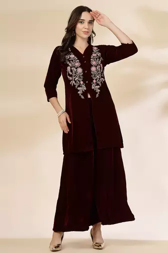 Yufta maroon velvet zari work co-ord set