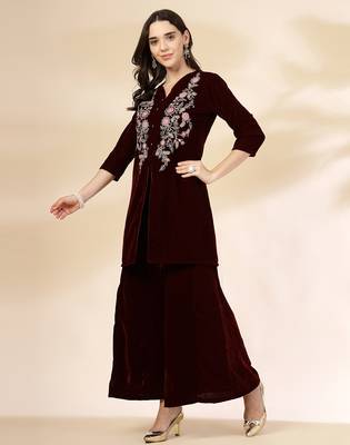 maroon velvet zari work co-ord set 5